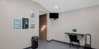 105 Dahl Street Gallery 32