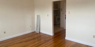 Modern Spacious Sunny Studio  in old School building Conversion Utilities included NO Fee Students ok Gallery 7