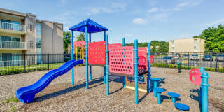 Lerner Surrey Square Apartments Gallery 16