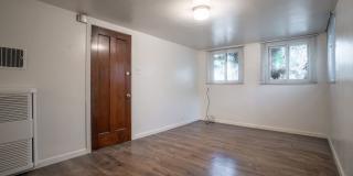 Spacious 1 bedroom BASEMENT /Garden Level home in the heart of University! LEASING SPECIAL INFO BELOW Gallery 6