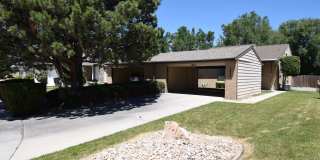 Quiet 3 bed Duplex in Murray –  Near Ski Resorts with Mountain Views!! Gallery 3