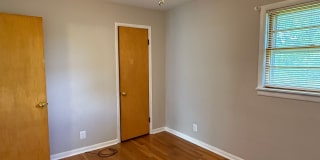 Beautiful 3 bedroom- North Johnson City Gallery 23