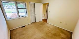 3 Bedroom 2.5 Bath Townhouse Gallery 18