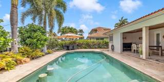 2471 NE 46th Street Gallery 19