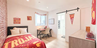 1338 West 35th Place - Co-Living 1338 West 35th Place - Co-Living Gallery 14