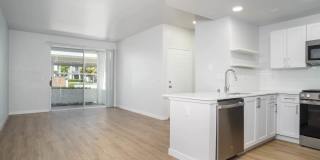 Vista Del Lago Gallery 74