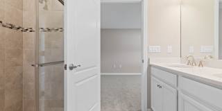 5 Seabury Place Gallery 20