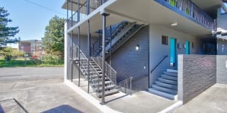 The Hudson Gallery 31