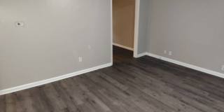 Newly Renovated 2 Bedroom / 1 Bathroom Home Available Now! Gallery 3
