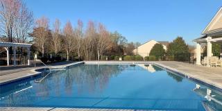 Room in 5 Bedroom Home at Green Birch Dr Gallery 26
