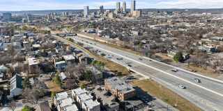 This luxurious townhouse on Cherry St. Gallery 7