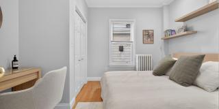 1bed with living room and washer/dryer in unit Gallery 7
