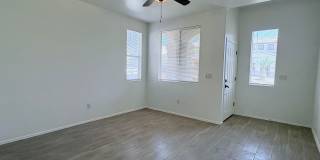 4 bed/3bath in desirable Paseo Del Rio Community Gallery 3
