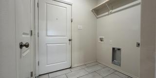 5834 Virginia Avenue Gallery 1