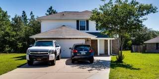 GREAT CRESTVIEW HOME Gallery 1