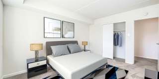 Orchard Square Gallery 4