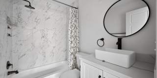 Charming 2BR Townhome in Aurora Gallery 17