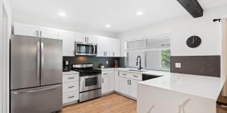 1019 Larch Way Gallery 10