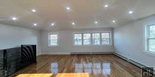 153-23 123 AVENUE Gallery 3