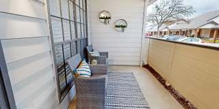 Fox Trails Apartments Gallery 9