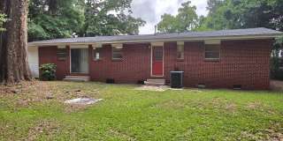 Quaint 3-Bedroom Home Gallery 17