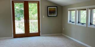 3BR/3BA with FP, fenced front yard, lots of beautiful upgrades! Gallery 15