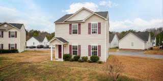 Move In Ready Lillington Home! Gallery 1