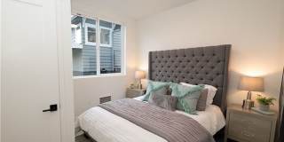 Air-Conditioned Seattle Townhome with Rooftop Deck & Mt. Rainier Views Gallery 23