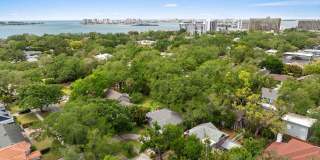 Charming Historic House in Harbor Oaks Gallery 26