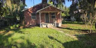1135 Fairview Ave. Gallery 1