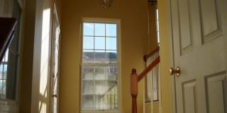 25575 AMERICA Square Gallery 42