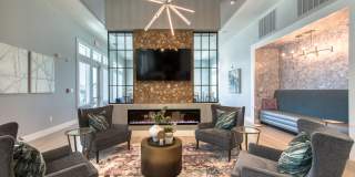 Mason Veranda Gallery 40