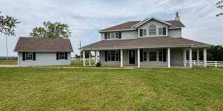 Large 3-Bedroom, 2-Bathroom Country Living Home In Tontitown! Gallery 1
