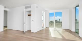 The Samson Gallery 251