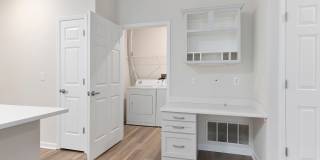 The Charleston Gallery 6