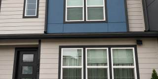 3 Weeks Free! Modern 3-Bedroom Townhome Near Briargate 3 Weeks Free! Modern 3-Bedroom Townhome Near Briargate Gallery 1