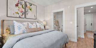 NOVEL Davidson Gallery 36