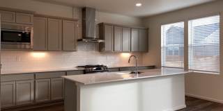 Exquisite 3 Bed 2.5 Bath Single Family Home Gallery 14
