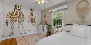 2605 S MANHATTAN AVENUE Gallery 27