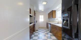 Prime West LA | Unique Single-Level 3BR/3BA Gated Home with Private Yard & 2-Car Garage Gallery 9
