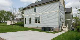 3 Bed/2.5 Bath-Modern Home-Minutes from Downtown Gallery 14