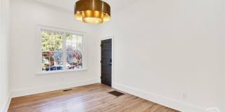 105 E Gwinnett Street unit: 1 Gallery 12