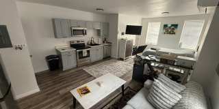 24 WARREN Street unit: 1 Gallery 3