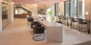 250 Mission Gallery 21