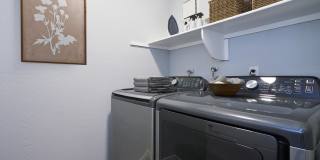 Summit At Warner Center Gallery 92