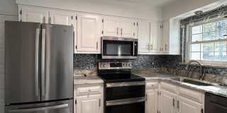 Newly Renovated 3 bedroom home in the heart of Miramar Beach! Gallery 4