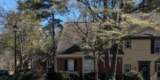 1306 Hampshire Court Gallery 1