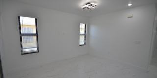 2132 Barker Boulevard Gallery 20