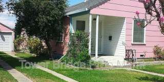 2871 32nd Ave Gallery 1