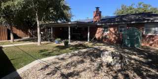 4613 28th Street Gallery 12